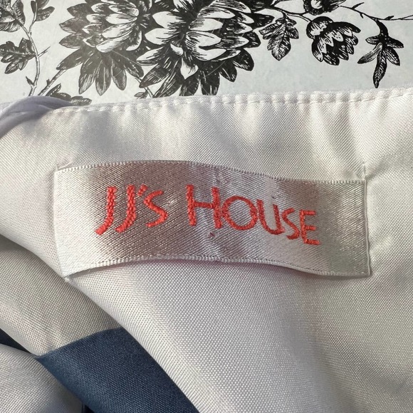 JJ’s House Empire Halter Floor-Length Chiffon Evening Dress - Picture 9 of 14